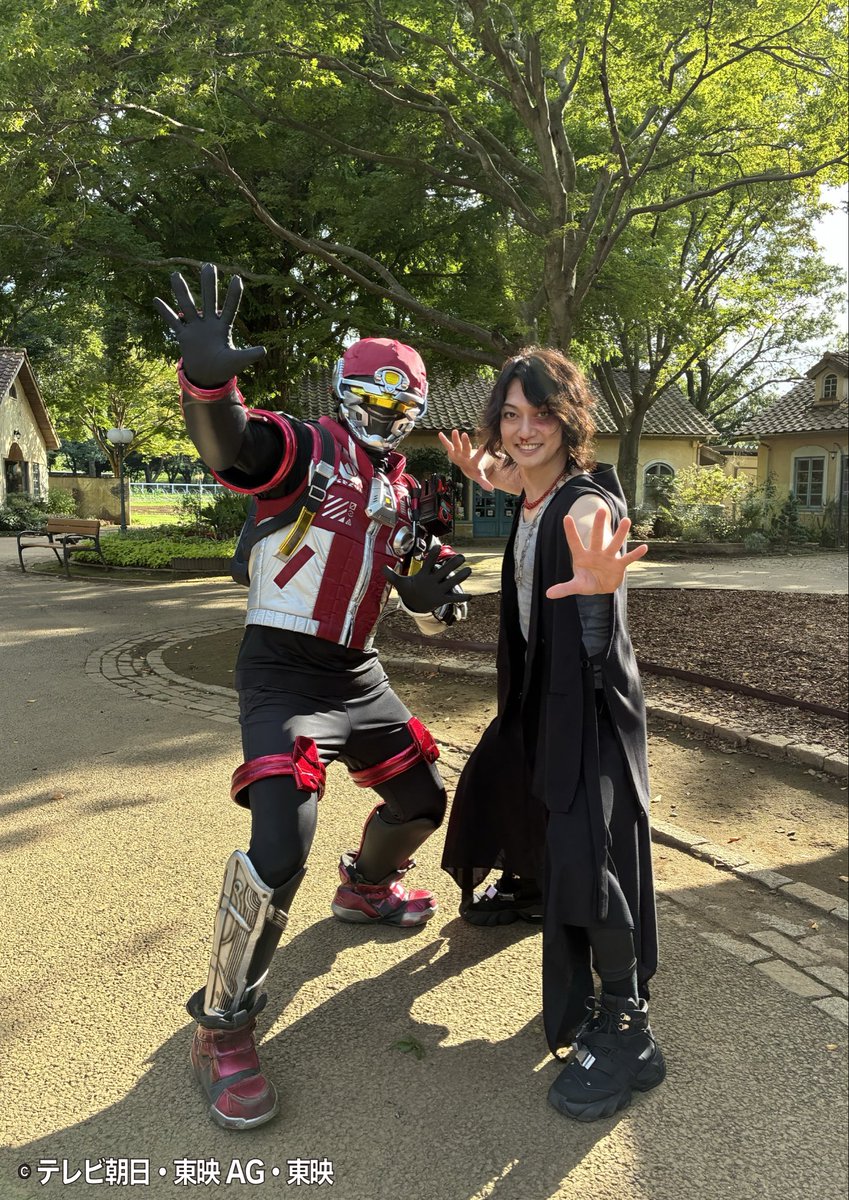 kyanyutakastaff's tweet photo. テレビ朝日「角醒ハンターオメガホーン」

第11話
撮影現場のオフショットです！

見逃し放送はこちら↓

TTFC(東映特撮ファンクラブ): https://t.co/ZYBsSnaamR

Tver: https://t.co/V7e1CnHufd

TELASA: https://t.co/GggKlooekl

テレ朝見逃し: https://t.co/AkTbKdermi

ABEMA: https://t.co/Oddbo90khG

#角醒ハンターオメガホーン #喜矢武豊