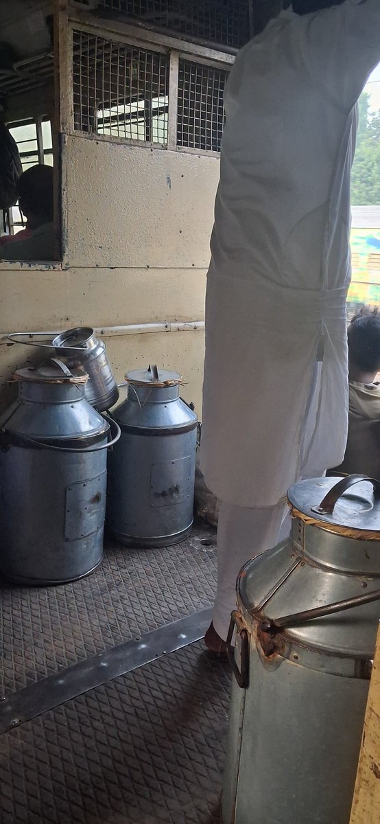 Maverickhealer's tweet photo. @EasternRailway Hello Mam. Kindly instruct the authorities at howrah railway station to Crack down on the milk vendors illegally travelling in the passenger bodies with their milk containers. They block the entrances and cause massive inconvenience to commuters. Thanks https://t.co/2TwOIUTcU9