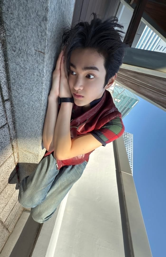 Bm7ICK's tweet photo. 안건호는 이 구도가 영원히 귀요움 https://t.co/As6URN2RFr