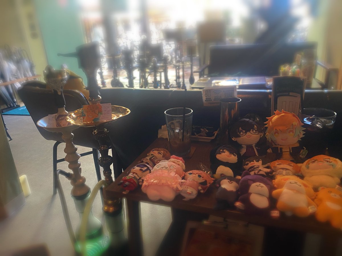 Rhye3445's tweet photo. 鬼ほど推し活する気満々の構図。
ちなみに私が吸ったのはノンニコチンという神。 https://t.co/XnjHiXlQGH
