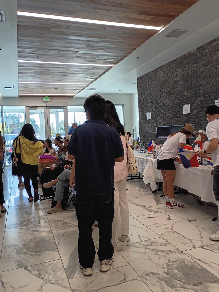 Ushinaware22016's tweet photo. Filipino community had a cultural event today in South Jordan https://t.co/wqwJ5rdmoW
