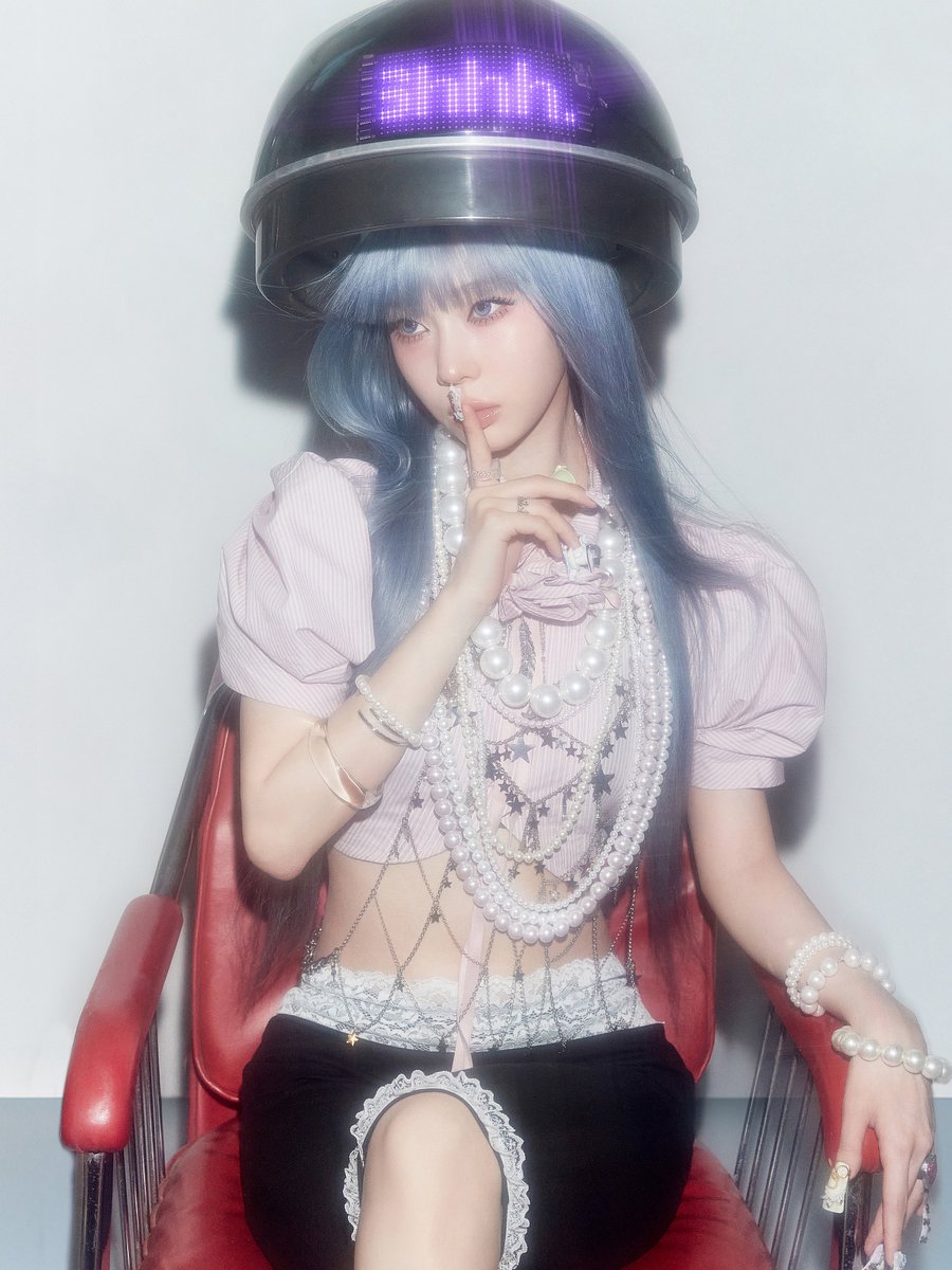 wntrult's tweet photo. SM Entertainment has announced that aespa WINTER will participate in today’s SYNK : COMPLaeXITY in Los Angeles show. 

— Following a period of rest and treatment, WINTER’s condition has improved. After consulting with the medical team and discussing her current condition with WINTER, we have decided that she will participate in today’s show. WINTER’s health and recovery have remained our top priority throughout this time. As the tour continues, we will continue to closely monitor her condition and make sure she receives the care and support she needs throughout the remaining schedule.