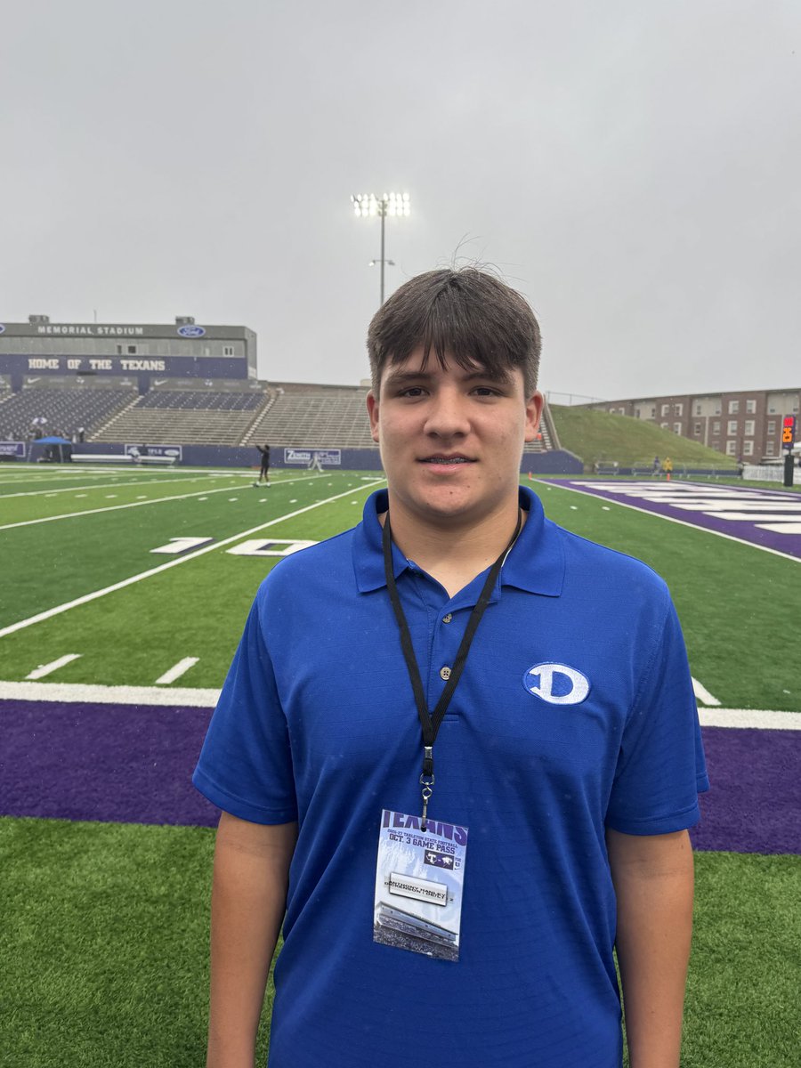 AJHanley55's tweet photo. Had a great time visiting @TarletonFB even with all the rain! Love being on campus, and enjoying the game! @_EliteProspects @CoachDJWagner @coachsierra @CoachTGuidry @coachRev_55 @HenryColemanIII @sixstarfootball @PrepRedzoneTX @draftjm13 @HTownTrenches @Rivals_Recruits https://t.co/CrKs5uIwbX