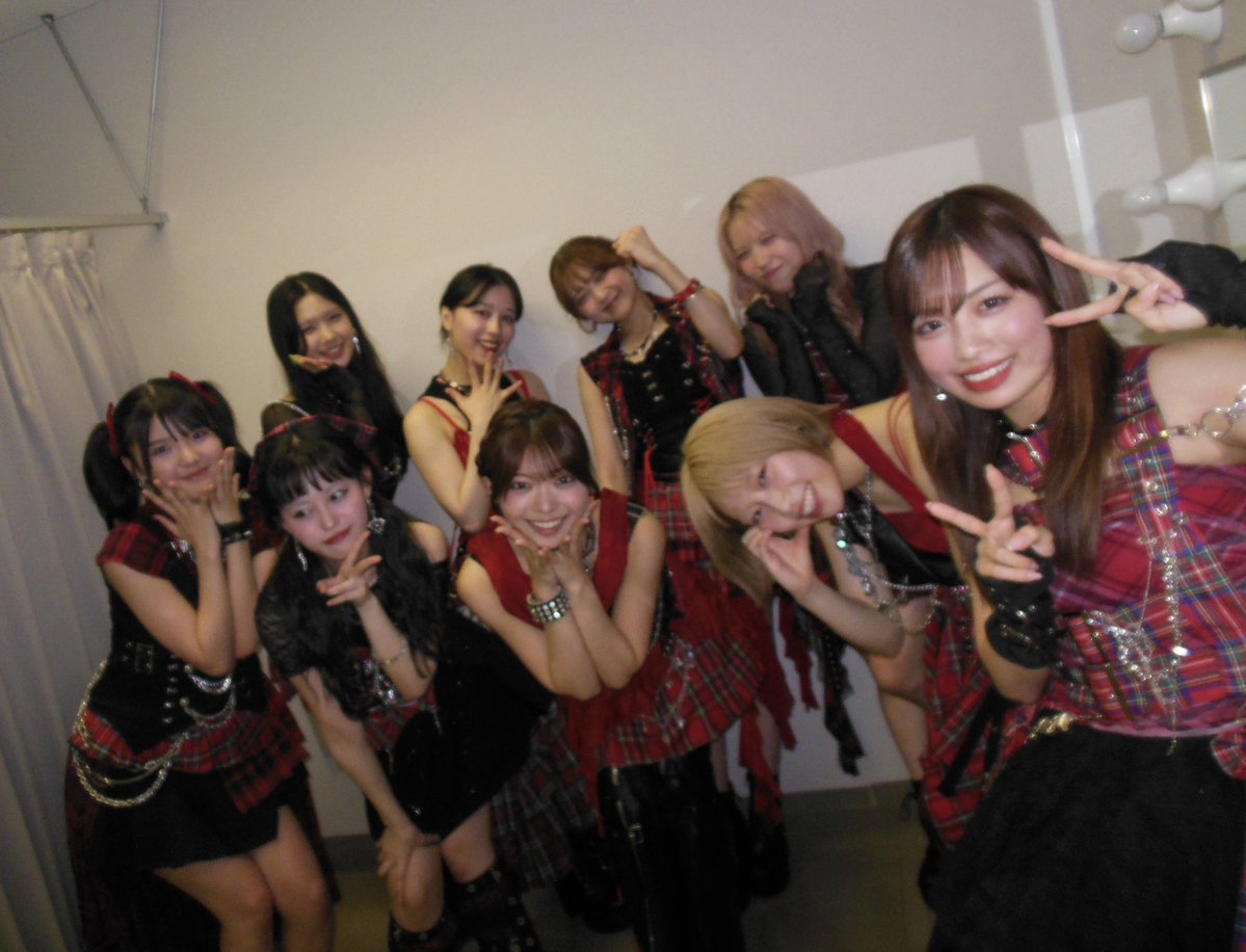 angerme_upfront's tweet photo. *⋆꒰ঌ┈┈┈┈┈┈┈┈┈┈┈໒꒱⋆*

         アンジュルム 2026 秋
                風林火山・弐

*⋆꒰ঌ┈┈┈┈┈┈┈┈┈┈┈໒꒱⋆*

🗓10/4（土） ①13:30 ②17:00
📍福岡市民ホール 大ホール（福岡）
🛒10:45〜17:00
★ロッキンシリコンリストバンドも本日より会場販売いたします🌈
🎫両部とも11:45〜 会場にて販売

本日は秋ツアー福岡公演！
ばり楽しんでいきましょう💛

#アンジュルム風林火山弐
#アンジュルム  #ANGERME 
#ハロプロ #helloproject