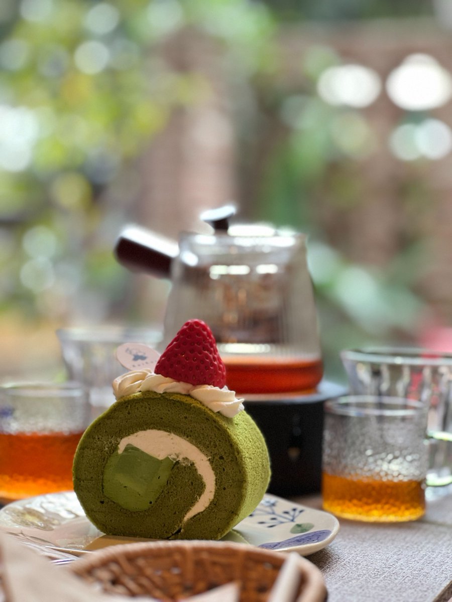 IvyCarrproq's tweet photo. Brewed tea has sediment, but don’t let that ruin your day—grab a steaming hot meal to beat fear and stir up cozy vibes today, friend!， https://t.co/pMIwrnbzVk