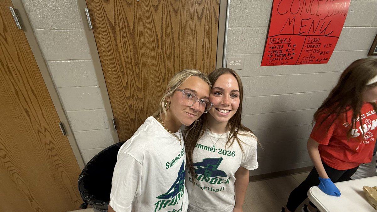 sjagirlsbball's tweet photo. Amazing experience this morning volunteering for Special Olympics basketball!! Getting to see the joy on all of those athletes faces was absolutely cup filling. There were some ballers on the court out there too! https://t.co/tH6iO4GPIh