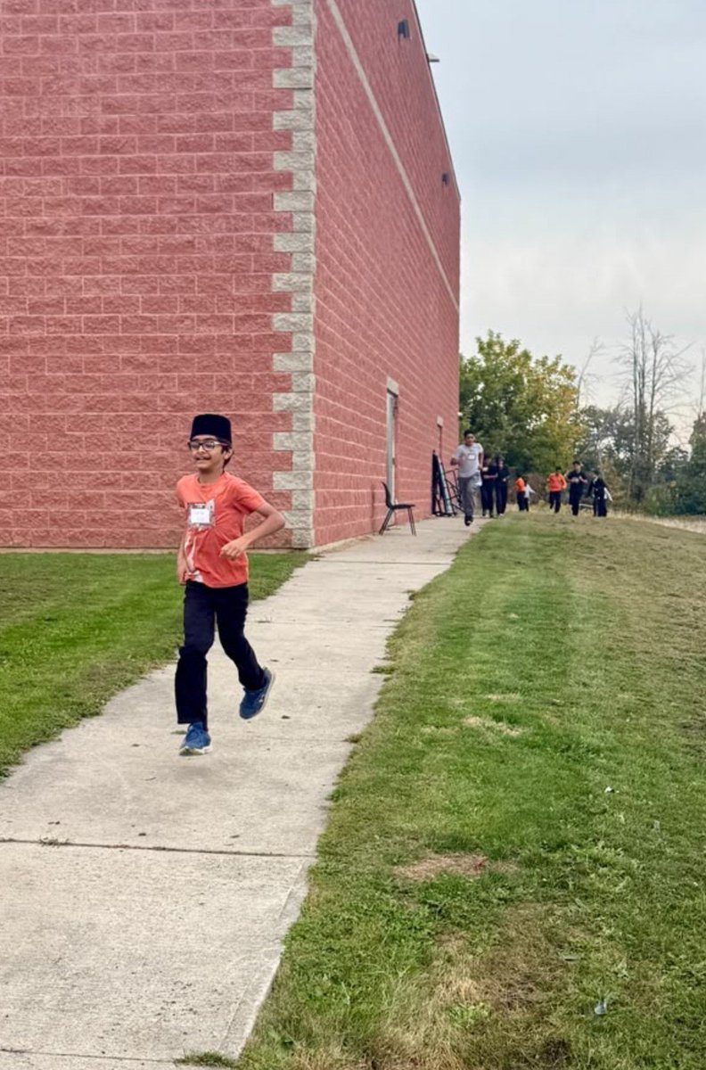 HifzSchool's tweet photo. 🏃‍♂️ Terry Fox Run at Hifz School!

Our students hit the field with energy and enthusiasm, running in honour of Terry Fox and his inspiring journey of courage, determination and hope.

Every step matters. Every effort counts. 🇨🇦

#TerryFoxRun #TerryFox https://t.co/t8z3vMGW9y