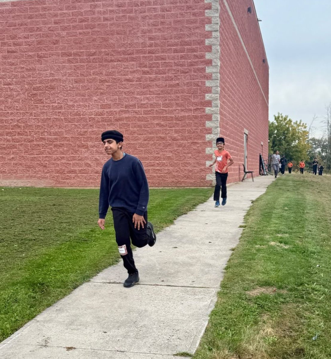 HifzSchool's tweet photo. 🏃‍♂️ Terry Fox Run at Hifz School!

Our students hit the field with energy and enthusiasm, running in honour of Terry Fox and his inspiring journey of courage, determination and hope.

Every step matters. Every effort counts. 🇨🇦

#TerryFoxRun #TerryFox https://t.co/t8z3vMGW9y