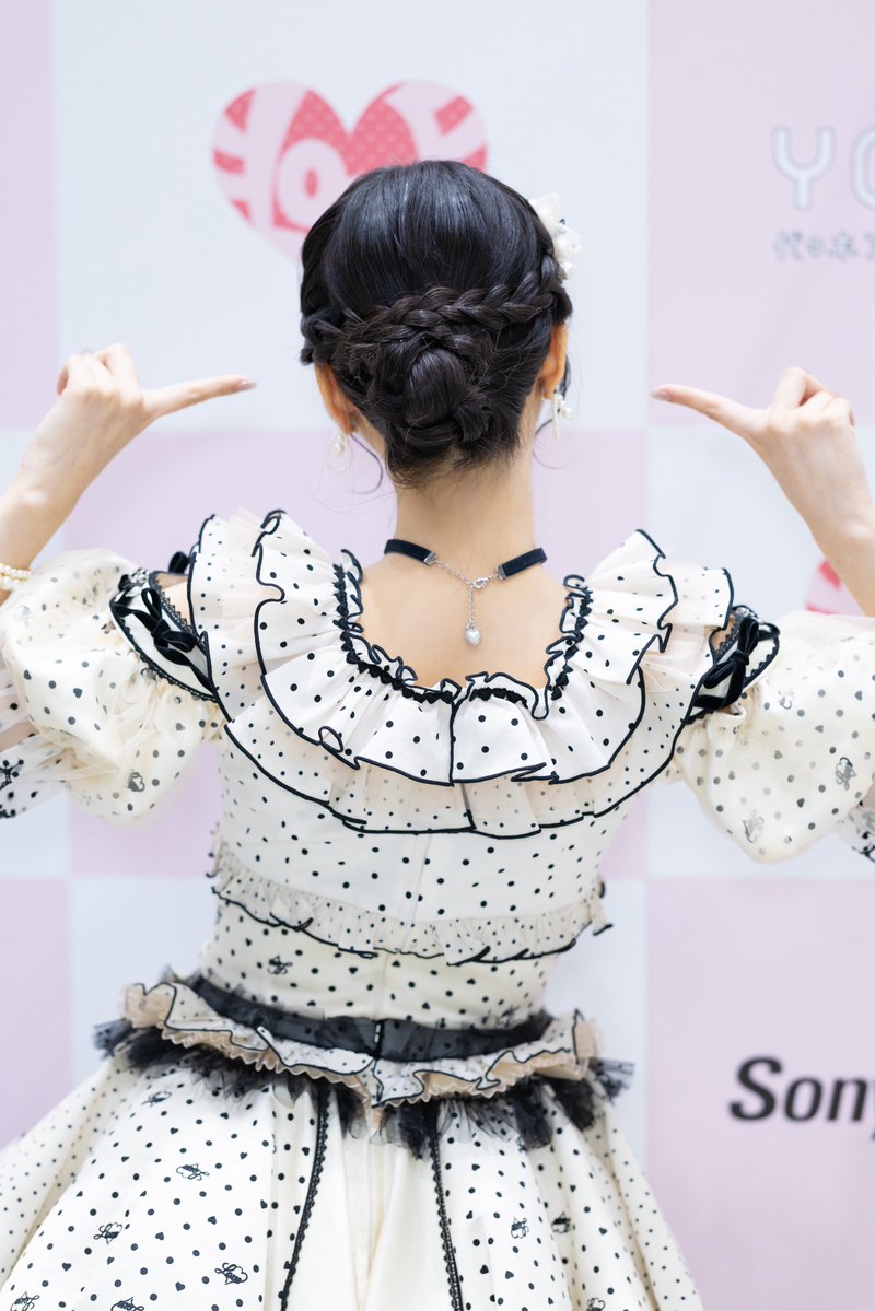 maikadake's tweet photo. まとめ髪かわいい https://t.co/mjwaqpdznB