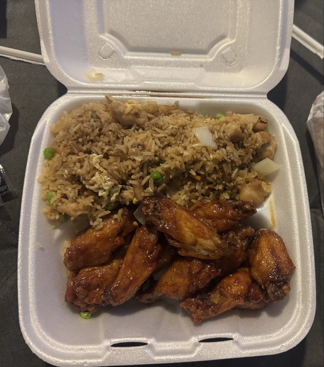 404Lo_'s tweet photo. Best Braised Wings in the City. https://t.co/Rf9YENEtlX