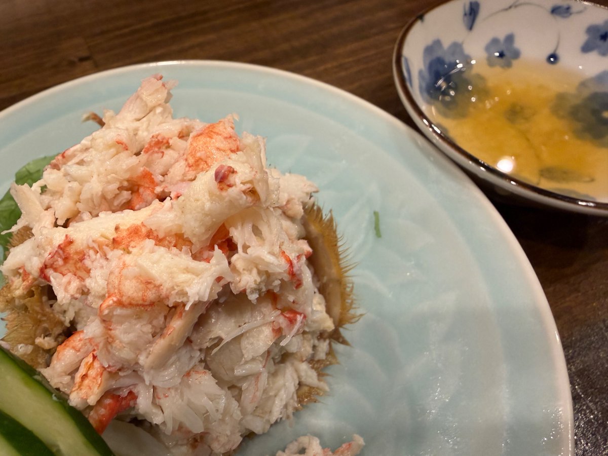 TheGodm75507818's tweet photo. 毛蟹酢🦀
カニクリームコロッケ🍽️

今日は築地の魚河岸で新鮮な毛蟹が入ったようなので早速頂戴致しました😋

蟹の身は丁寧にほぐしてくれてるからマスターの愛情たっぷり🥹

蟹尽くしでした✨🏆✨

柿汁 浅草

#一品入魂画像集 https://t.co/lPNCYkNyJ3