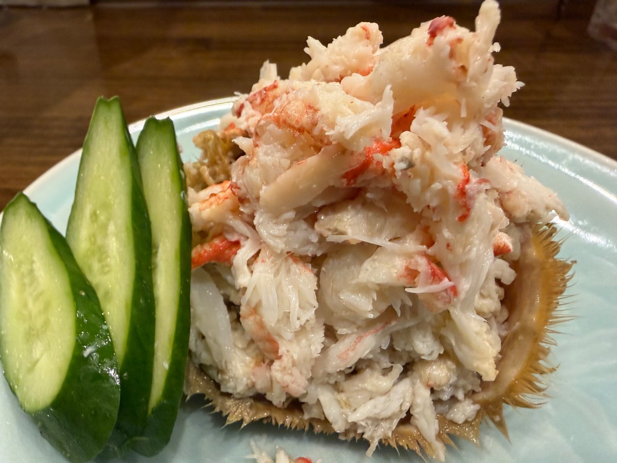 TheGodm75507818's tweet photo. 毛蟹酢🦀
カニクリームコロッケ🍽️

今日は築地の魚河岸で新鮮な毛蟹が入ったようなので早速頂戴致しました😋

蟹の身は丁寧にほぐしてくれてるからマスターの愛情たっぷり🥹

蟹尽くしでした✨🏆✨

柿汁 浅草

#一品入魂画像集 https://t.co/lPNCYkNyJ3