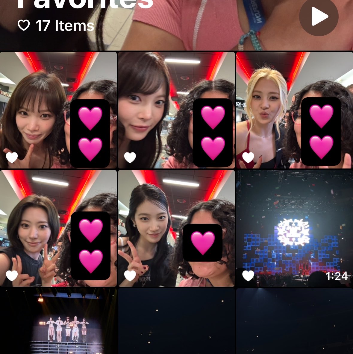 wdcsoobin's tweet photo. ok next day and i still cant believe my luck with send off like i fr got a pic with all the fimmies, LOVE YOU GIRLSSS @IM_LESSERAFIM https://t.co/yDgk3qb0Ei