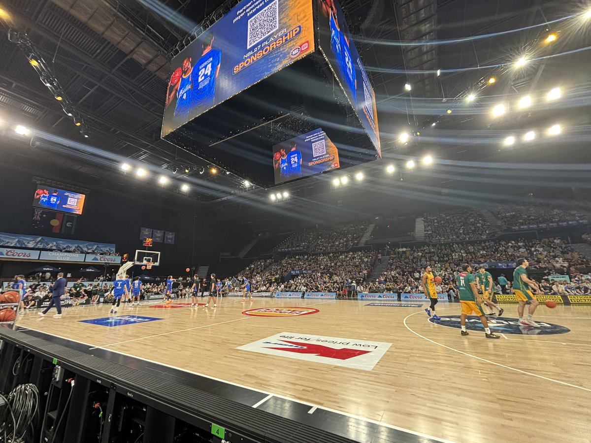 newDVGonX's tweet photo. An incredible experience in the ‘Hollywood’ seats for the @NBL clash between the @BrisbaneBullets v @JackJumpers 

Game going into OT made for an amazing night.

One of the better corporate hospitality experiences I’ve had. 

#NBL27 

🏀🏀🏀🏀🏀 https://t.co/SlEPUIZDsV