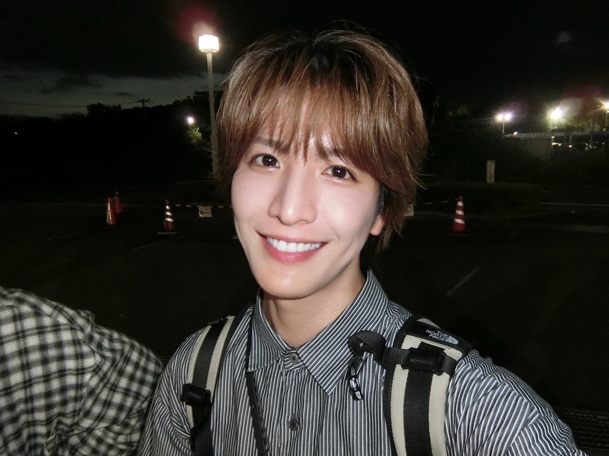 takuya_matsuri's tweet photo. おはよー☺️❤️

今日はa-nationだぁ😊💕
今年はメインステージ☺️❤️‍🔥

めちゃくちゃ盛り上げてくるね😋❤️
YouTubeとtiktokでの生配信でも観れるから
SHOW-WA&MATSURIは
14時40分頃〜（時間は前後するかもしれない）
ぜひ観てね😊❤️‍🔥

YouTube💁 https://t.co/DjRv9JU3s5

tiktok💁‍♀️
https://t.co/uhDqfFE4G8

今日野外ステージだから
晴れてよかったー🥰❤️‍🔥

楽しんできます😋💓

みんないっぱい応援しててねー😊💝

#SHOW_WA
#MATSURI
#松岡卓弥
#a_nation