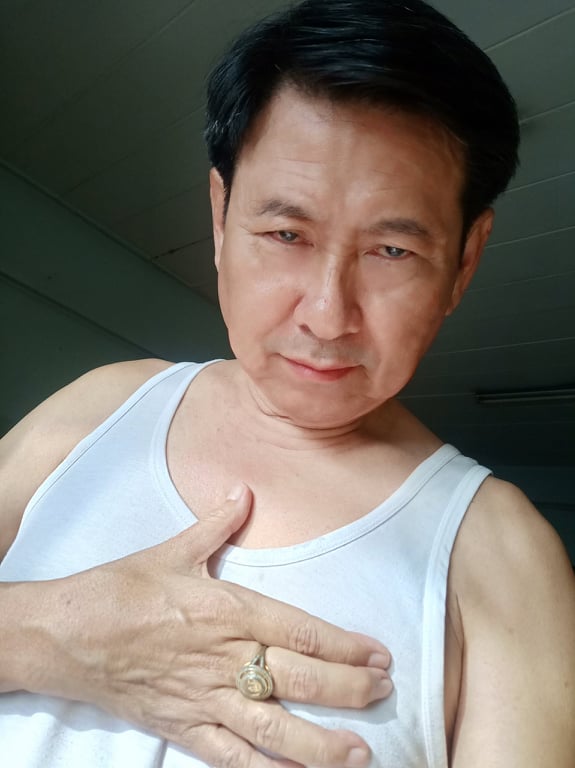 Oldmanarmpit's tweet photo. ดาราที่รับบทหมอบ่อยๆ ตัวจริงขี้เงี่ยน โชว์รักแร้ ขนนิดๆ  น่าหอม น่าเลีย
@fetisharmpit.  . https://t.co/uqxLnApDI6