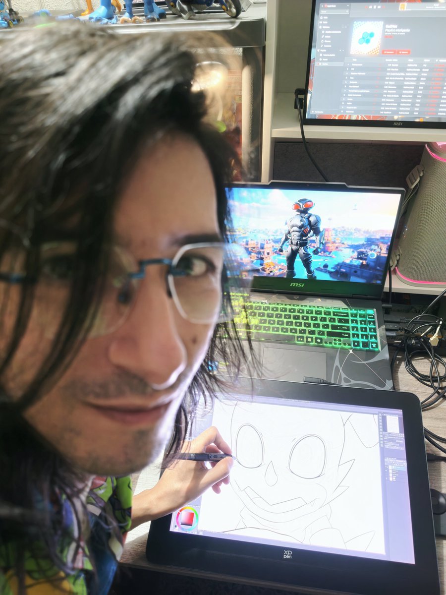 HexG3_Arts's tweet photo. Avanzando en dibujos. Y en practicar mejor otras posturas para selfis y luego retratar un poco más a la gente si alguna vez acepta que le tome fotos. :)

#hexg3 #bethebravestbetheboldest https://t.co/d4acTVSAUF