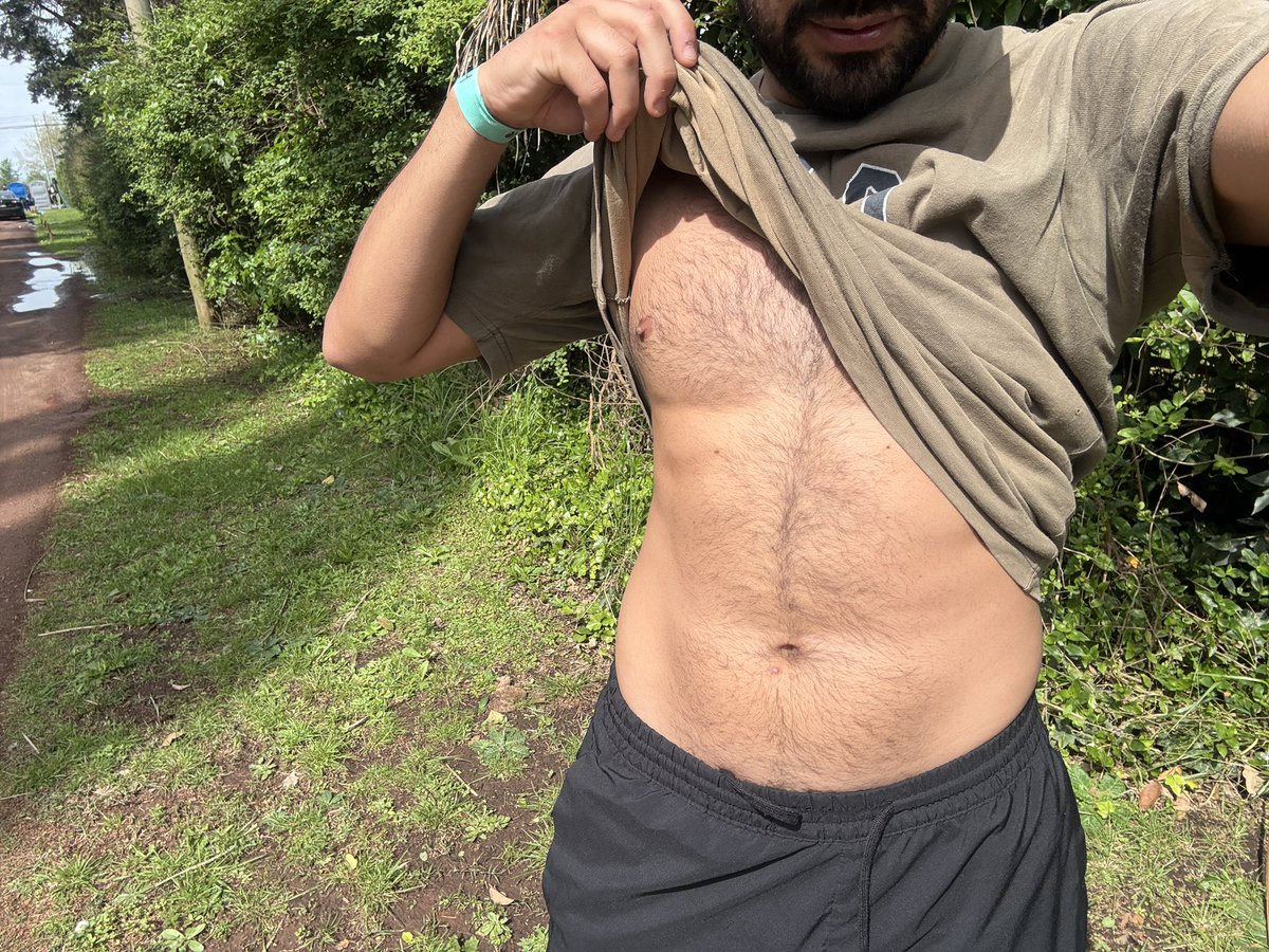 ats1999_'s tweet photo. ya puede venir el calor? https://t.co/DSWY49p06R