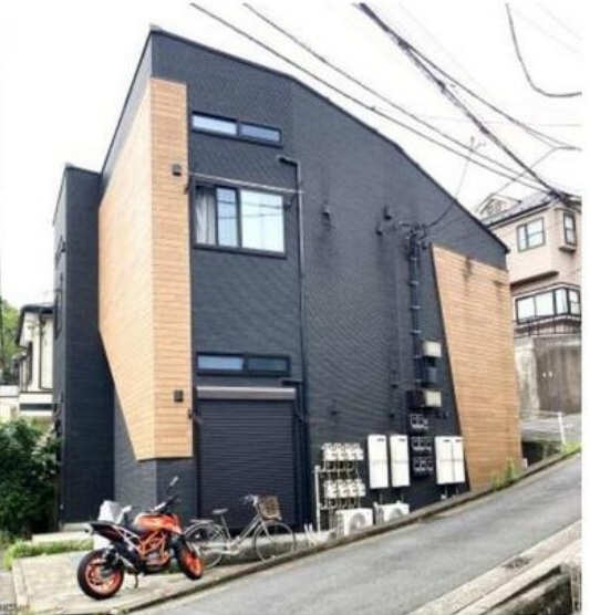 zeroestatejp's tweet photo. 【新着｜神奈川県横浜市保土ヶ谷区岩井町245-1(住居表示・1棟アパート】
JR横須賀線「保土ヶ谷」駅 徒歩10分／賃貸中
価格：8,300万円
表面利回り：7.08%
築年：2015年8月
写真・物件概要・お問い合わせはこちら
https://t.co/uDmtBcDkiq https://t.co/L5A4zreaQO