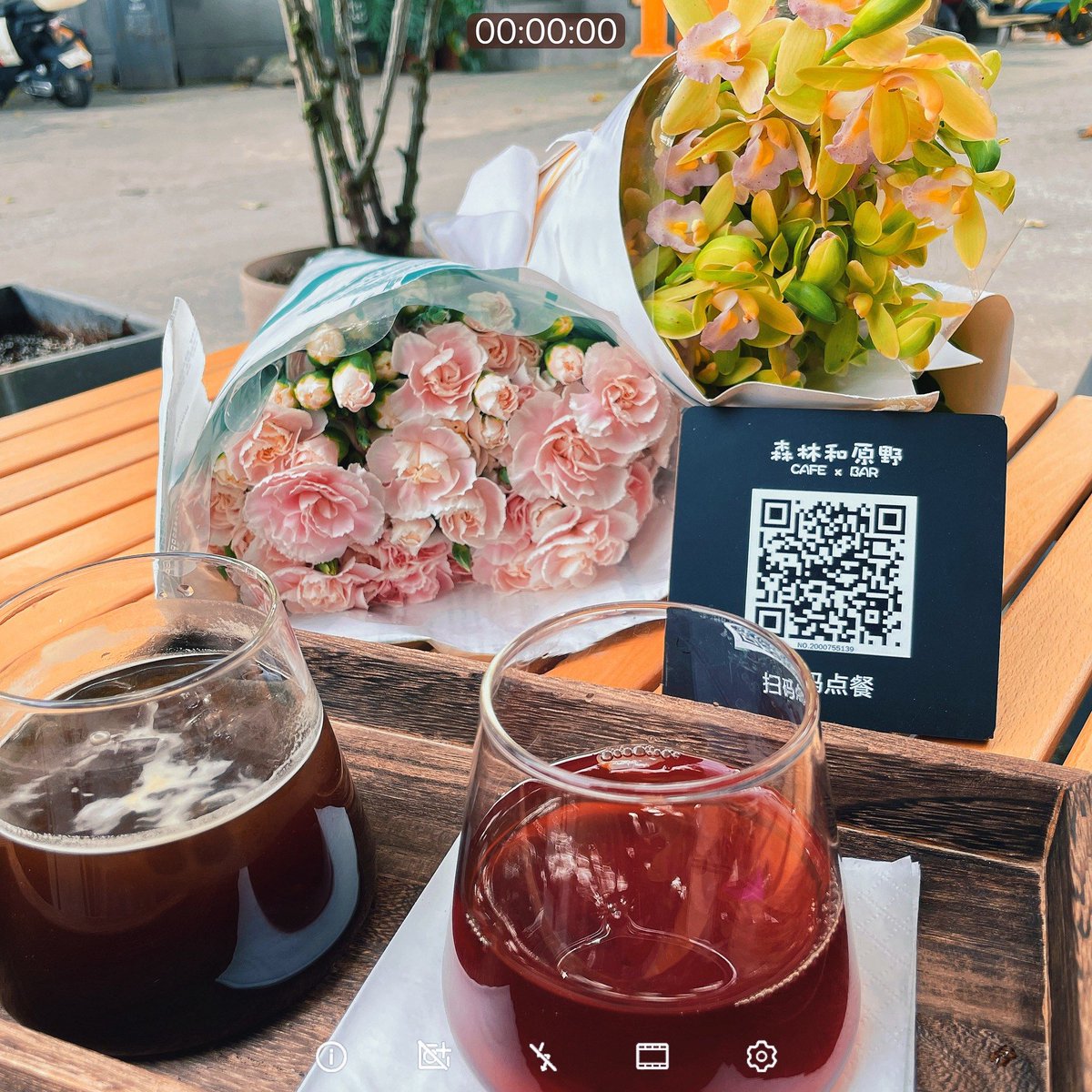 o1to03's tweet photo. [Today I tried a special drink with grape,接,徽,仑 flavor at a local shop! It’s super unique and I love it]， https://t.co/hK7YVyg4VP
