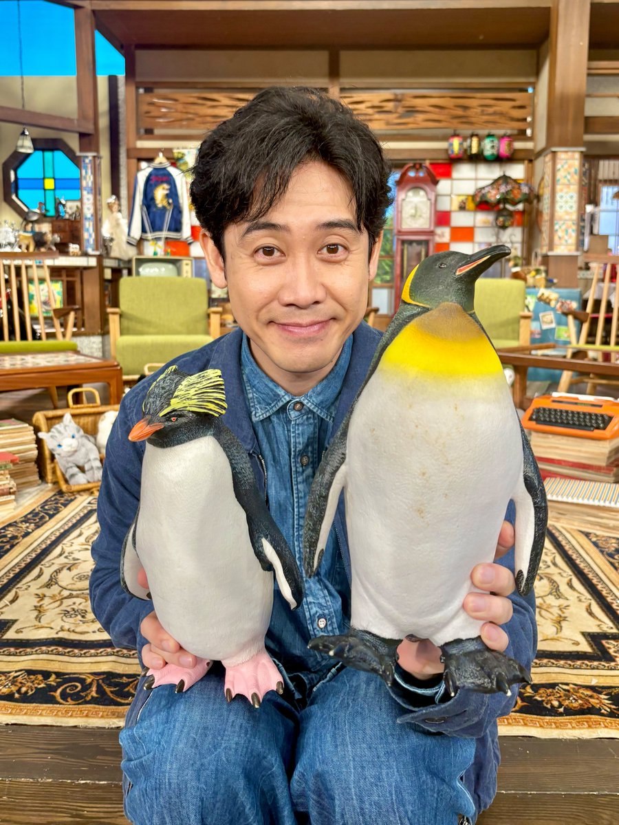 minnano_zoo_ntv's tweet photo. 【次回は10/10(土)2時間SP‼️】
#嗚呼みんなの動物園 

���タジオゲストには
大泉洋さん
が来てくださいました🐧

さらに！大泉さん主演ドラマ
『俺たちの箱根駅伝』に出演する豪華俳優陣が
動物たちのため、VTRにも続々登場🤝🏻‼️
@orehako_ntv 

ドラマは2時間SPの直後から🏃‍♂️🏃
よる9時〜もチャンネルはそのままで！！