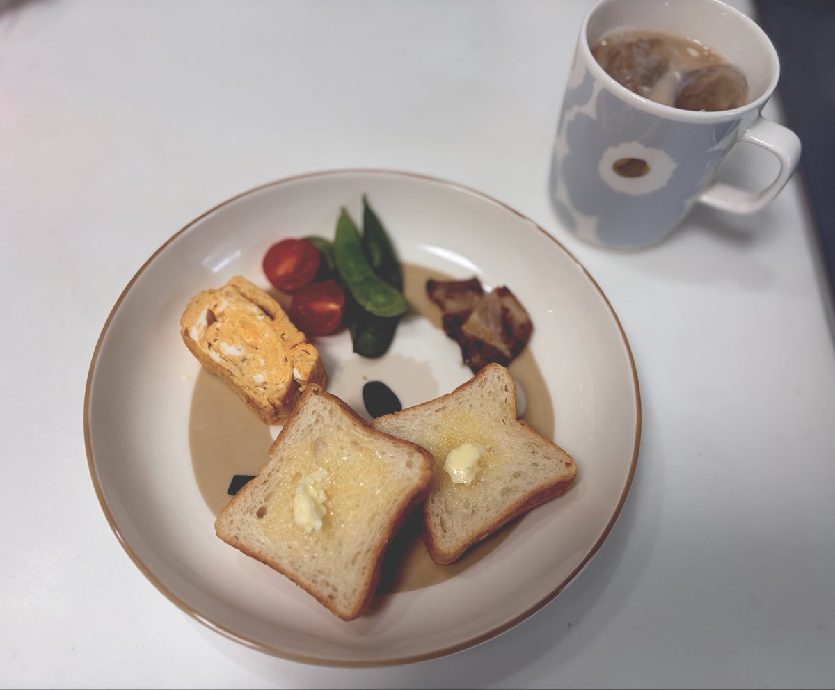mochizozo's tweet photo. 楽天で買った無添加ベーコン焼いてみた🥓
市販と全然違う〜！！🥹✨ https://t.co/sAZ7vL7hgR