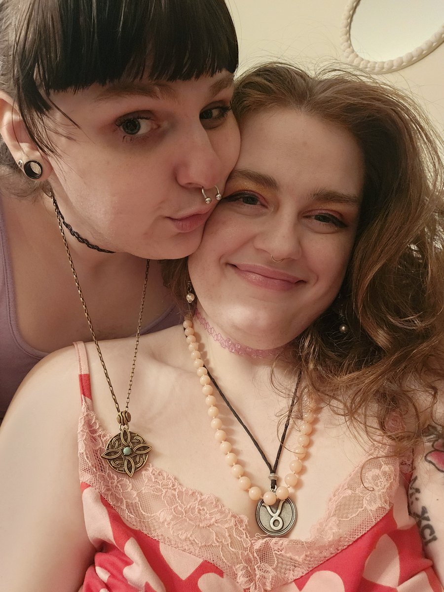 blessdbyaphro69's tweet photo. yes we're witches yes we smoke weed 🥰 https://t.co/PwdL5YwuQd