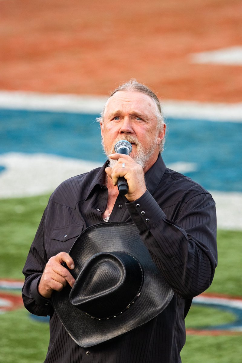 LATechFB's tweet photo. How about that national anthem performance from @TraceAdkins? And that flyover from our friends at Fort Polk? 🇺🇸

#HBTD | #BarkLouder https://t.co/4fDIDx1kNw