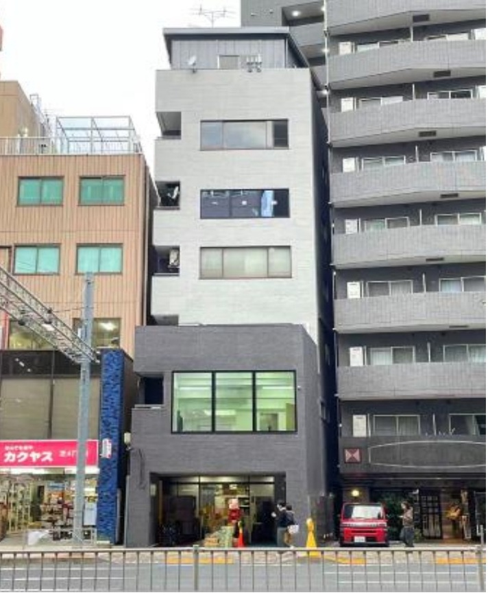 zeroestatejp's tweet photo. 【新着｜東京都港区芝4丁目6-14・1棟商業ビル】
都営三田線・浅草線「三田」駅 徒歩4分、JR山手線・京浜東北線「田町」駅 徒歩9分／空室あり
価格：98,000万円
築年：昭和54年4月
写真・物件概要・お問い合��せはこちら
https://t.co/yu9ZW6wUla https://t.co/uaN4mvRekn