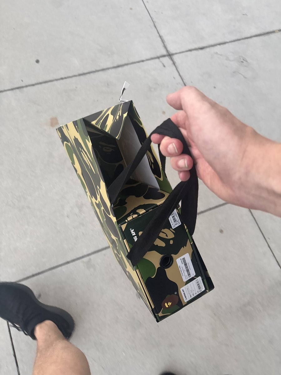 _vandul's tweet photo. Wearin my bape shit tonight to the sex rave #complexcon2026 https://t.co/SuYEMyREG8