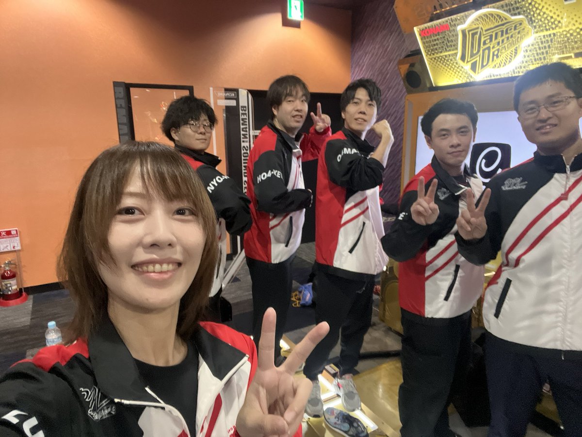 sia_pi's tweet photo. 合同練習2日目

遂にほしケチさんのチームギアが完成🌟
チーム全員集合だーーー！！🔥

#TeamROUND1 https://t.co/0qMEwBmyAJ