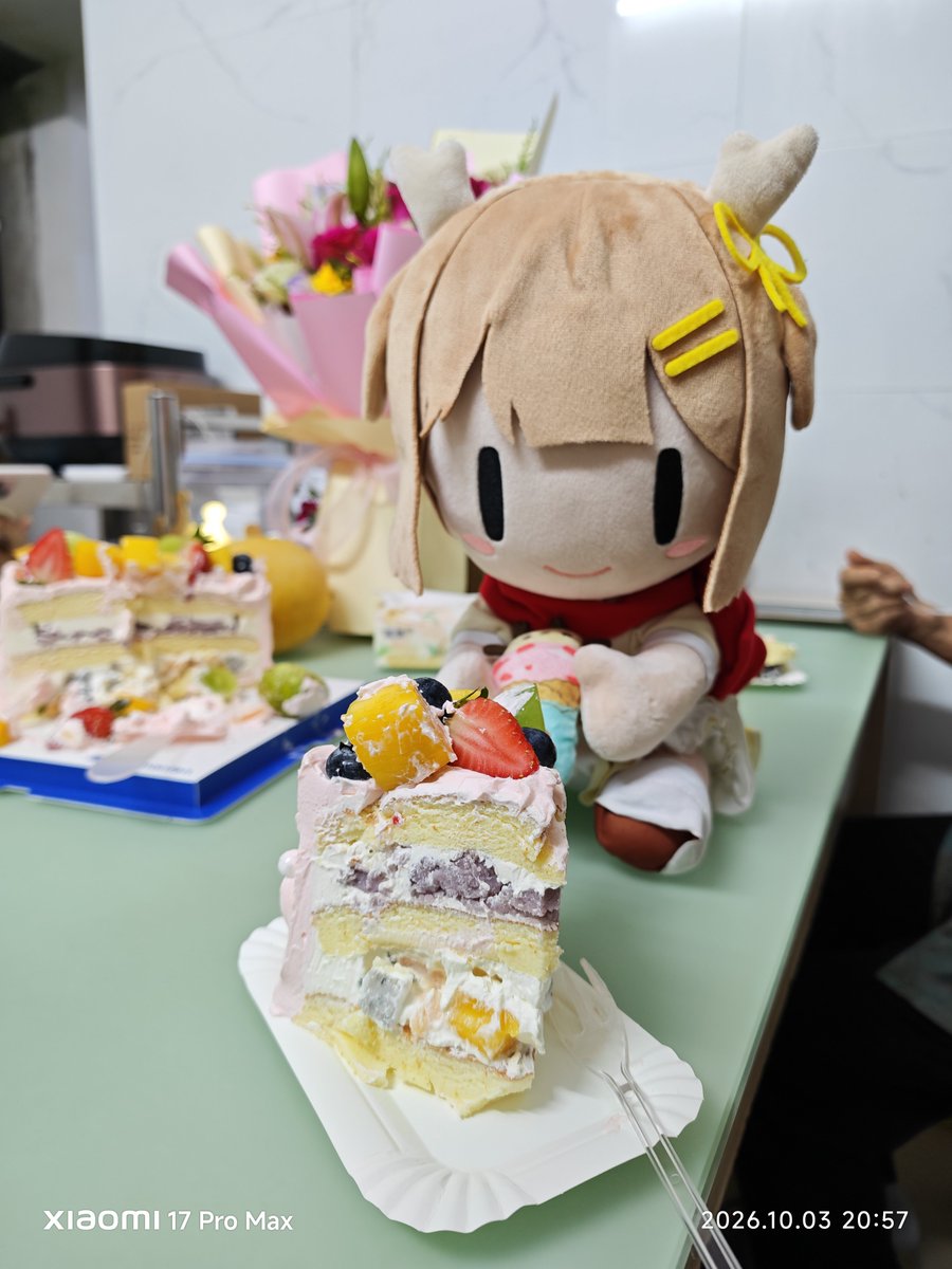 Chaliang_kano's tweet photo. @_Kanotic 今日も鹿乃ちゃんをよしよしなでなで…(っ´ω`c)♡
甘いものでも食べてみます…？心の疲れも吹き飛んじゃうかもしれませんよ〜！🍰✨ https://t.co/QWDw3JMeSi