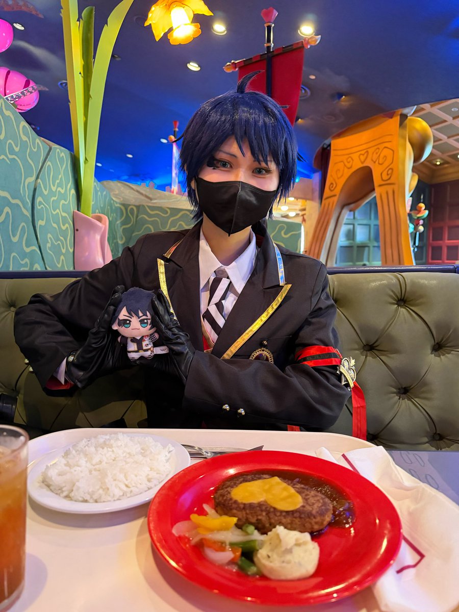1uc_acos's tweet photo. ♠️ 火曜日じゃないからハンバーグを食べたっていい
#Dハロ仮装2026   #ツイステ仮装 https://t.co/g04JOehCxx