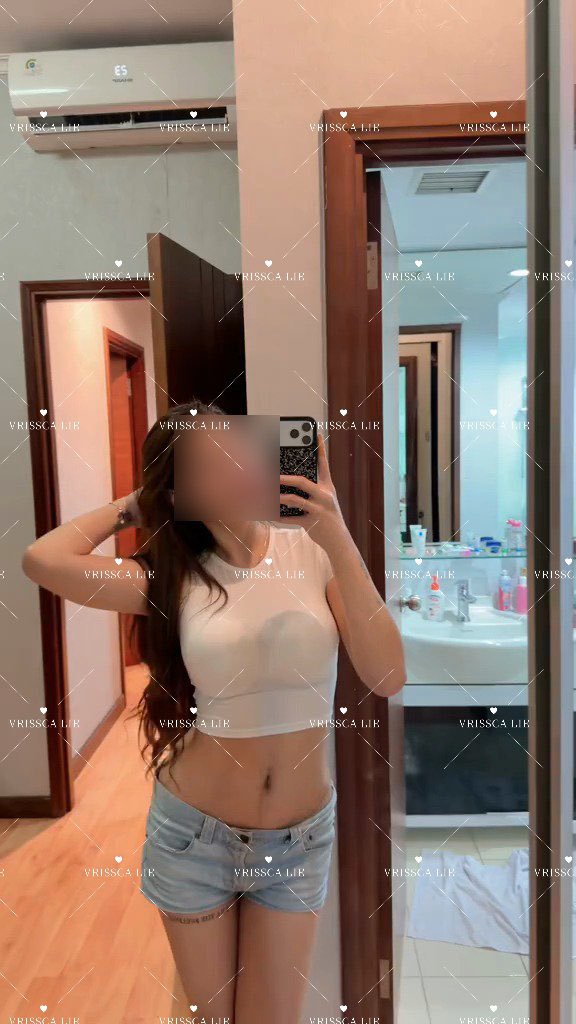 jxessyl's tweet photo. Heppy weekend 
Mood hari ini ditentukan oleh notifikasi rekening." 🤭

#availbali #expobali https://t.co/OGyDowsjhw