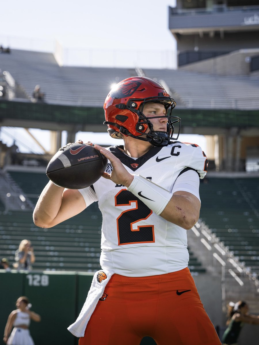 NCAAFNation247's tweet photo. Week 5 Performance

QB Braden Atkinson - Oregon State

• 428 Passing yards 5 TDs
• 26 Rushing yards https://t.co/WdFouFSY07