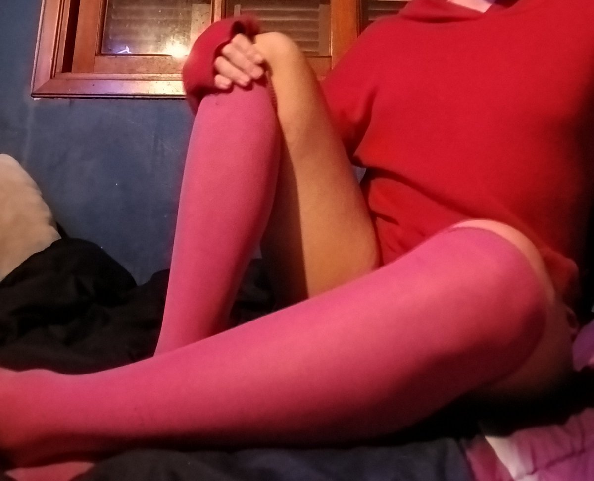 FelipeHern21424's tweet photo. More pics with the Pinky outfit jsjs #femboi #femboy https://t.co/HZafsRP6YU