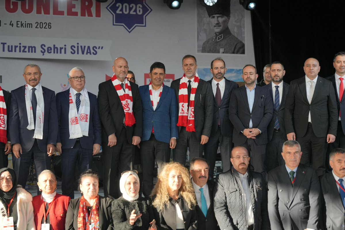 bakirkoymhp's tweet photo. İl Başkanımız Sn. Volkan YILMAZ liderliğinde İlçe Başkanımız Sayın Turgut İNAN ve Yönetim Kurulu Üyelerimiz ile birlikte, Cumhuriyetimizin temellerinin atıldığı kadim Sivas’ımızın bin yıllara dayanan kültürel mirasını ve değerlerini bir kez daha yaşamak üzere, Atatürk Havalimanı Millet Bahçesi’nde düzenlenen Sivas Tanıtım Günleri’ne katılım sağladılar.

Gurbeti sıla sıcaklığına dönüştüren, hemşehrilerimizi ortak bir paydada buluşturan bu anlamlı organizasyonda emeği geçen tüm platform, dernek, federasyon ve konfederasyon yönetimlerine ve katkı sunan herkese teşekkür ediyoruz.

🇹🇷 Birliğimiz daim, muhabbetimiz kavi olsun.