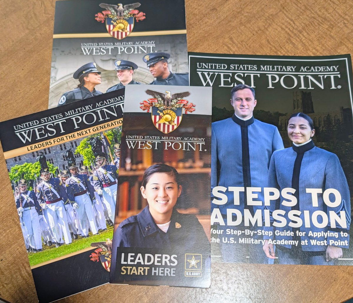 BryantStanley59's tweet photo. Honored to be invited to the West Point regional admissions event this past Thursday. My favorite part was learning about the unique structure and culture of the academy! 
Really enjoyed talking with LTC (R) Tedris Smith about @ArmyWP_Football and his family's experience with the program. 
Can't wait to be in Ruston in a few hours to watch the trenches in action up close against LA Tech! @PRTYNTHABAKFLD @ej_hernon11 @ArmyFB_Recruit #GoArmy #BEATlatech #Trenches