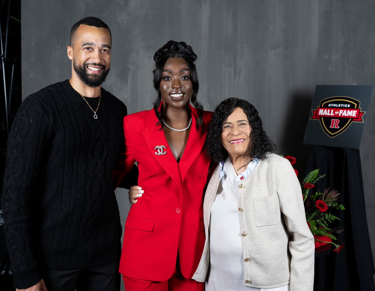 RutgersWBB's tweet photo. THATβS OUR HALL OF FAMER, KAHLEAH COPPER π
#GoRU | #RUWBB https://t.co/xHgtW6rWmr
