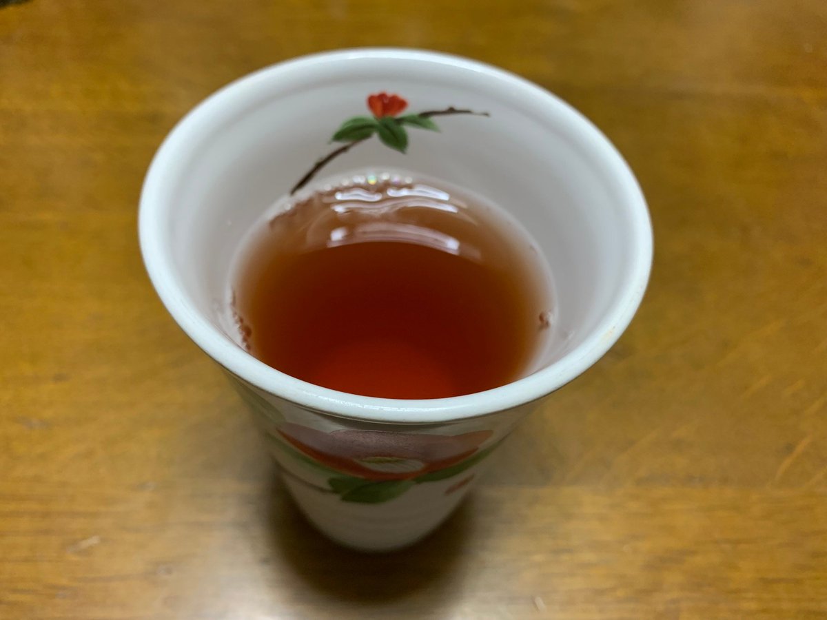 Atg2016atg's tweet photo. おはようございます

朝断食
・柿茶
・体重61.6kg↓（また減りました

5時45分起床　少し寝坊　背中少し硬直

メルカリ売上通知有り　

良い一日を https://t.co/Veibgt0C3X