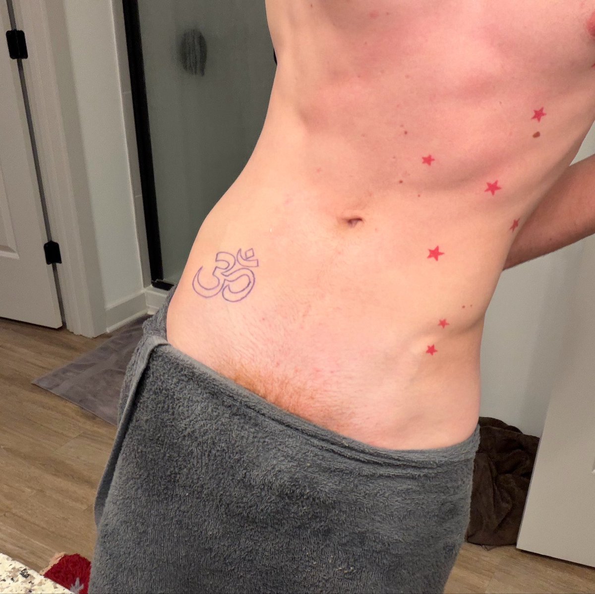 Xtman2848's tweet photo. Gotta do some work on the core, maybe someone could help me with that?
#mlm #gay #redhead #twink #rookie #onlyfans #gayonlyfans #gaytwink https://t.co/MPALyPFhiT