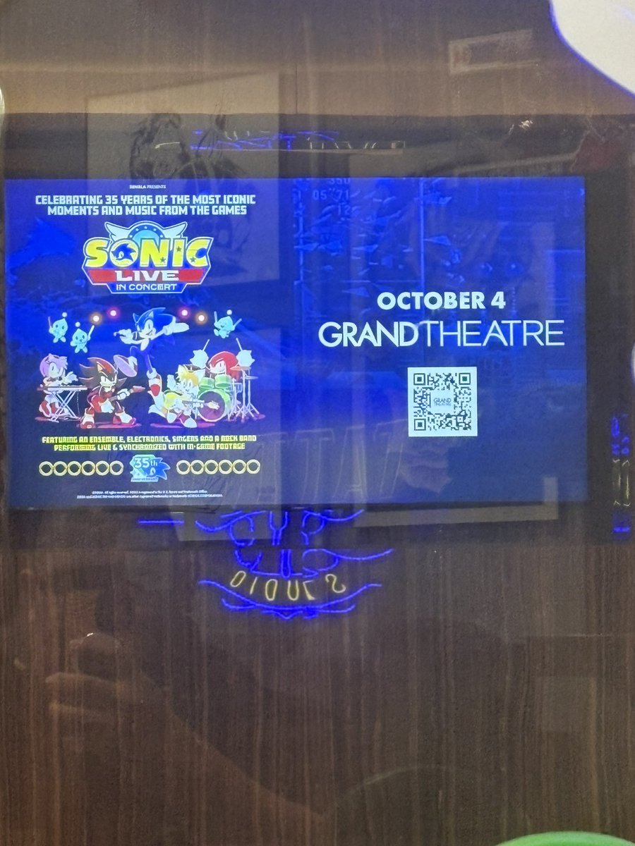 AuraBlue2792's tweet photo. Can’t wait for the @sonic_hedgehog Live in concert tomorrow night. It’s going to be fun. #SonicLiveinConcert https://t.co/kPDeMJc7SZ