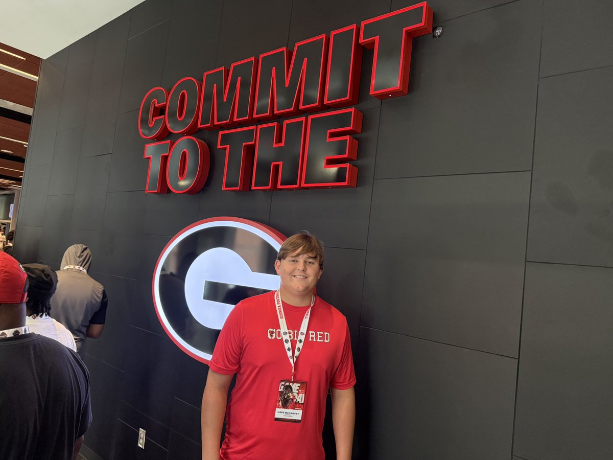 Capemcgarvey's tweet photo. Had a great day @GeorgiaFootball!  Great Win!  Good talking with you Coach Rauscher, @SSearels and @coachKub_70.

@KirbySmartUGA @CJones_FB @TaylorChandler5 
@CoachSB_4theG @RedElephant_FB @RecruitTheG @CoachHunnicutt @bigka54 @RustyMansell_ @DawgsHQ
@Dawgs247 @DawgNation
@JeremyO_Johnson @benjaminwolk @ChadSimmons_ @CoachWEricson  @adamgorney @__AustinButler @LoganTillman @Andrew_Ivins @SWiltfong_
@BrianDohn247 @BrooksAustinBA
@MattDeBary @TMobusa
@BigSkippin_75 @JuliusTrenches @PrepRedzoneGA @UANextFootball @Coach_Wright50 @coach_them_up1
