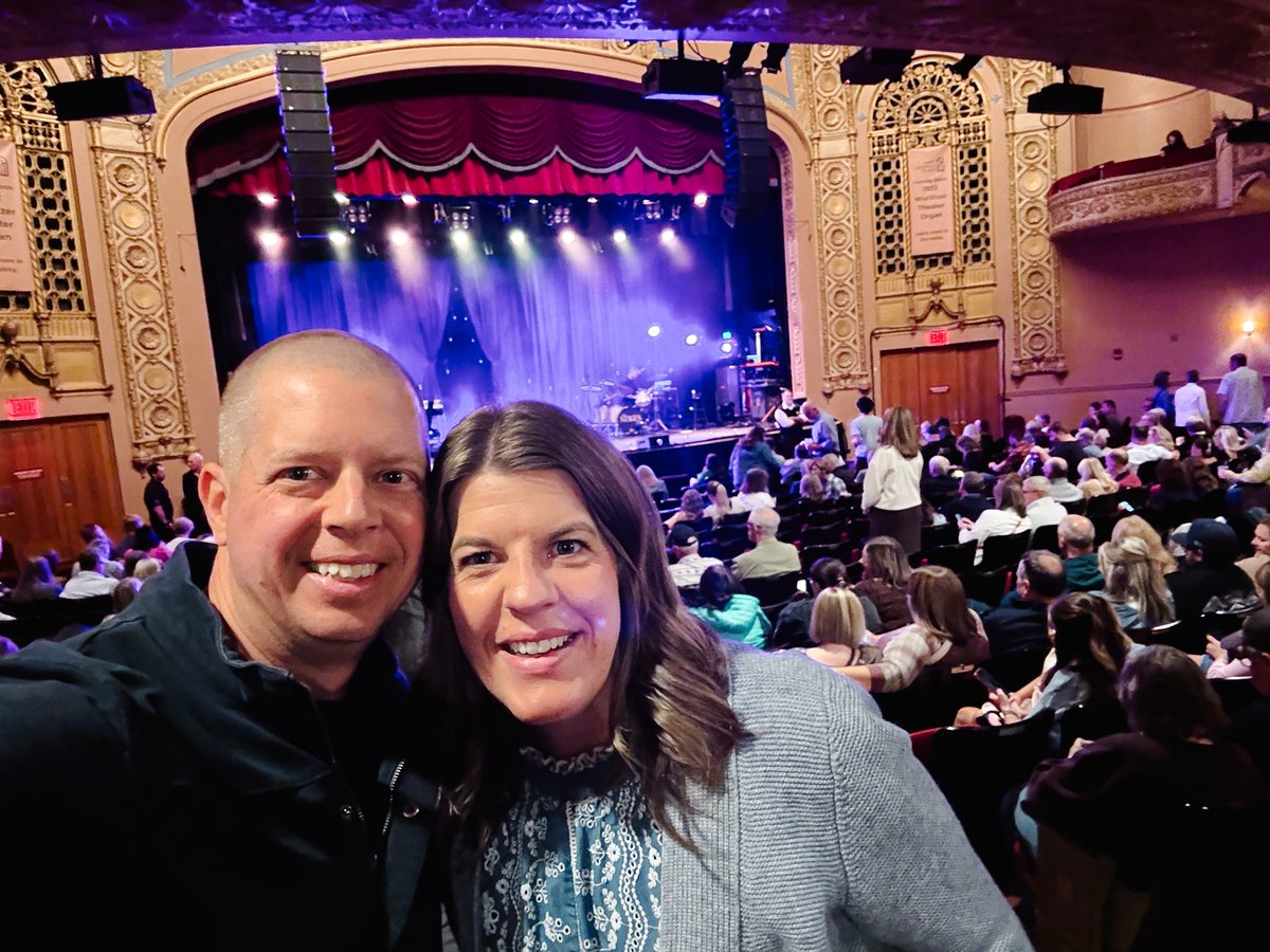 esmidt's tweet photo. We had a great time Friday night rocking with Lauren Alaina at Hoyt Sherman Place. https://t.co/2nde5A77Vi