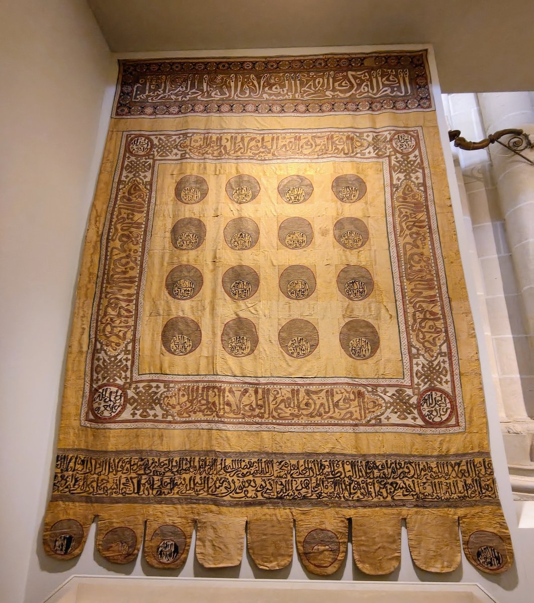 miguel_dionisio's tweet photo. Enseñas de Abu-I-Hasan ’Alí y de su padre Abu Sa'id Uthman, donadas por Alfonso XI tras la batalla del Salado a la Catedral Primada #Toledo https://t.co/MKbwTBXY11