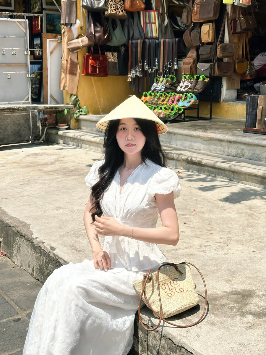 CDiamonds_'s tweet photo. Howdy! 🌻 Don’t forget: every small step matters, and you’re doing amazing. 💖
NtgnNmJe https://t.co/Zd51eTz3P9