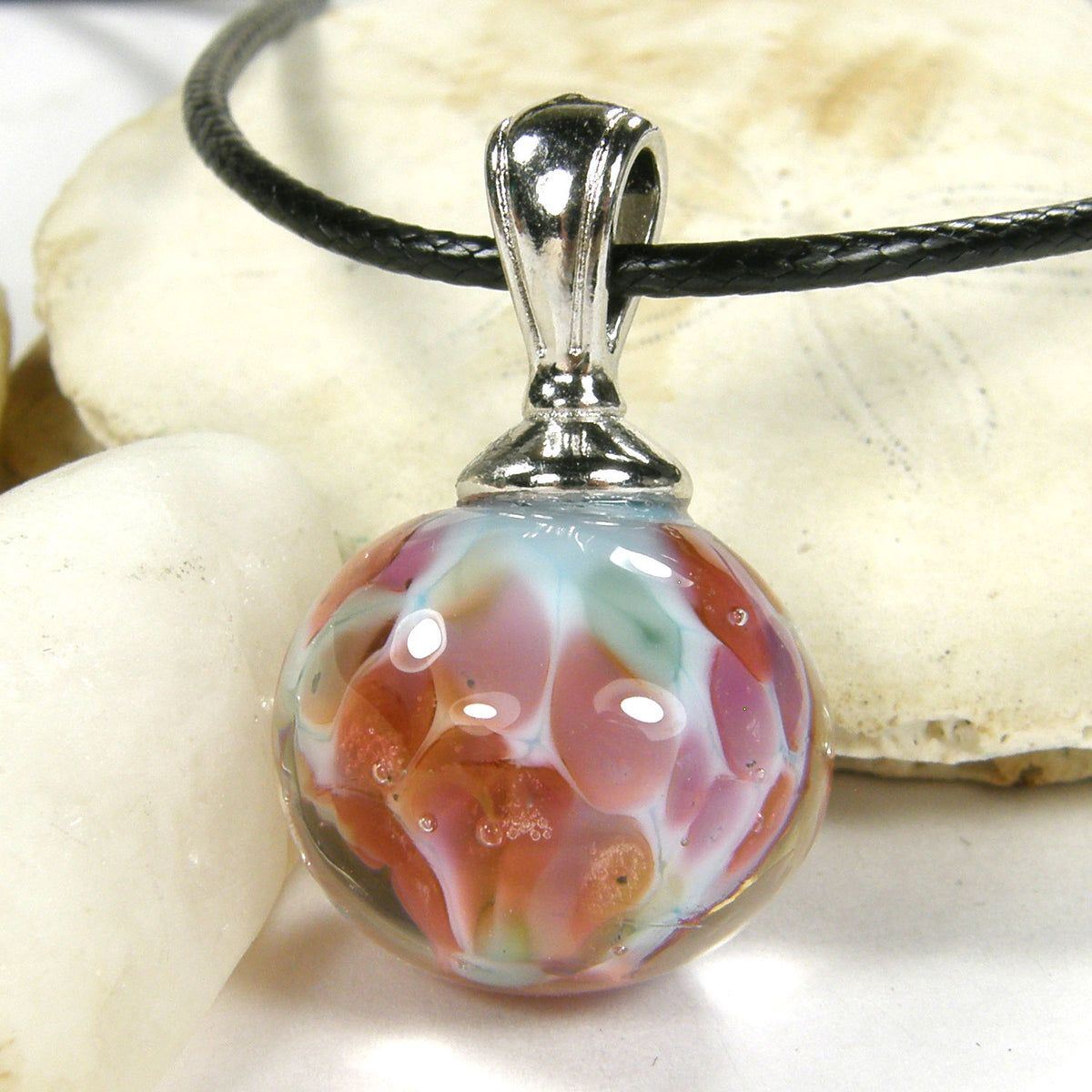 Covergirlbeads's tweet photo. Cherries Jubilee Lampwork Pendant Necklace Galaxy Globe Sphere 20021 https://t.co/mVRa74HTJH #bmecountdown #LampworkNecklaces #HandmadeNecklaces #GlassNecklaces #HandmadeJewelry #Handmade #ShopSmall #SmallBusiness @Covergirlbeads https://t.co/t0iO4FHCCV