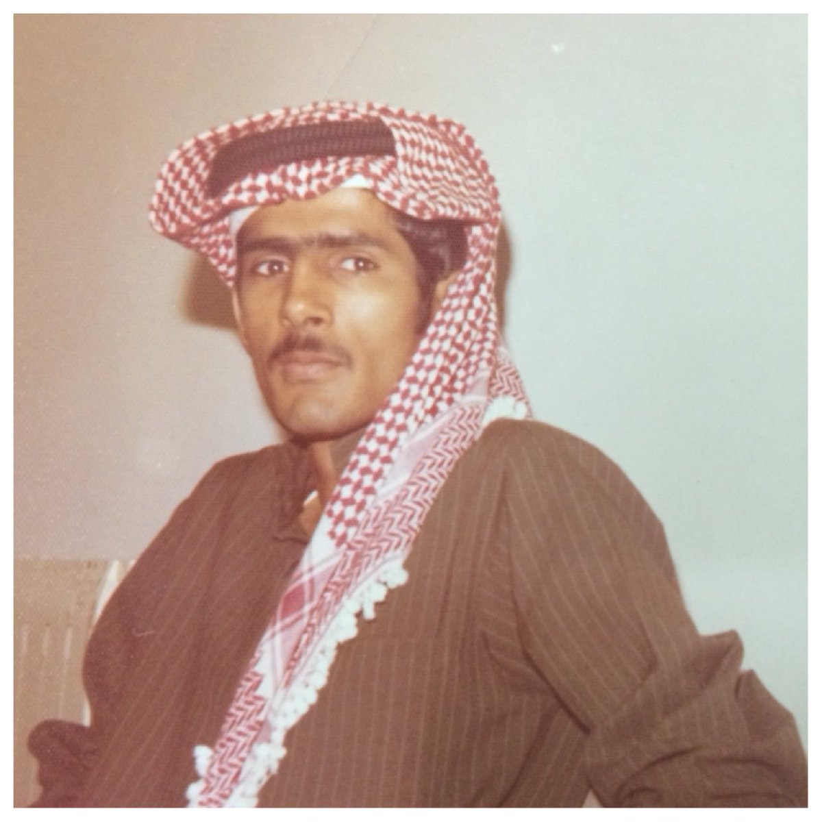 a_m_f_90's tweet photo. - مشعل فريح المهوس " اوائل السبيعنات " 

( اللهم اغفر لوالدي وارحمه، وعافه واعف عنه، وأكرم نزله، ووسع مدخله، واغسله بالماء والثلج والبرد، ونقه من الخطايا كما ينقى الثوب الأبيض من الدنس ) https://t.co/O286L5tapO