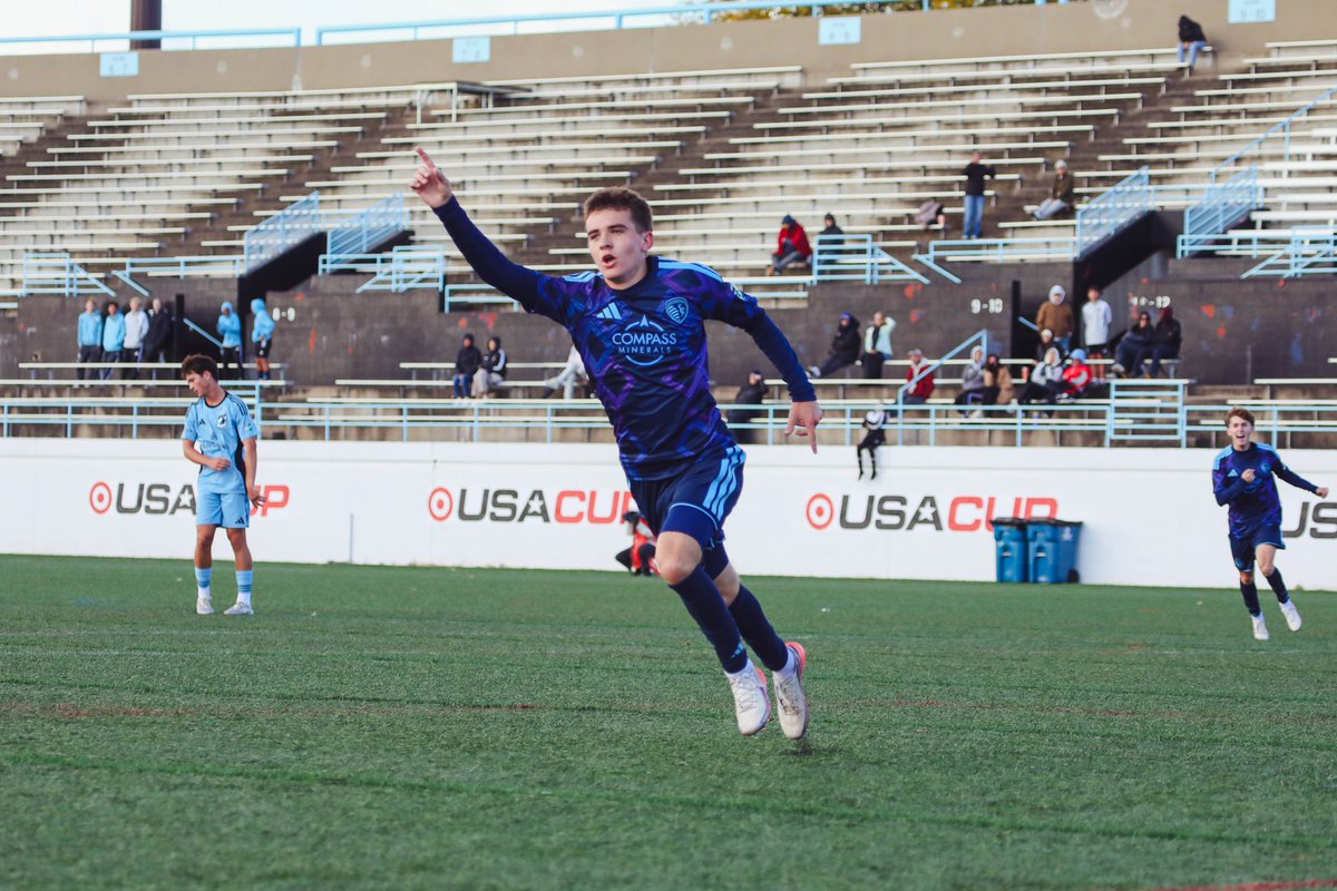 SKCAcademy's tweet photo. Our U-18s and U-15s leave Minnesota with some dubs!
#SKCAcademy // #SportingKC https://t.co/lpPlKyDqiW