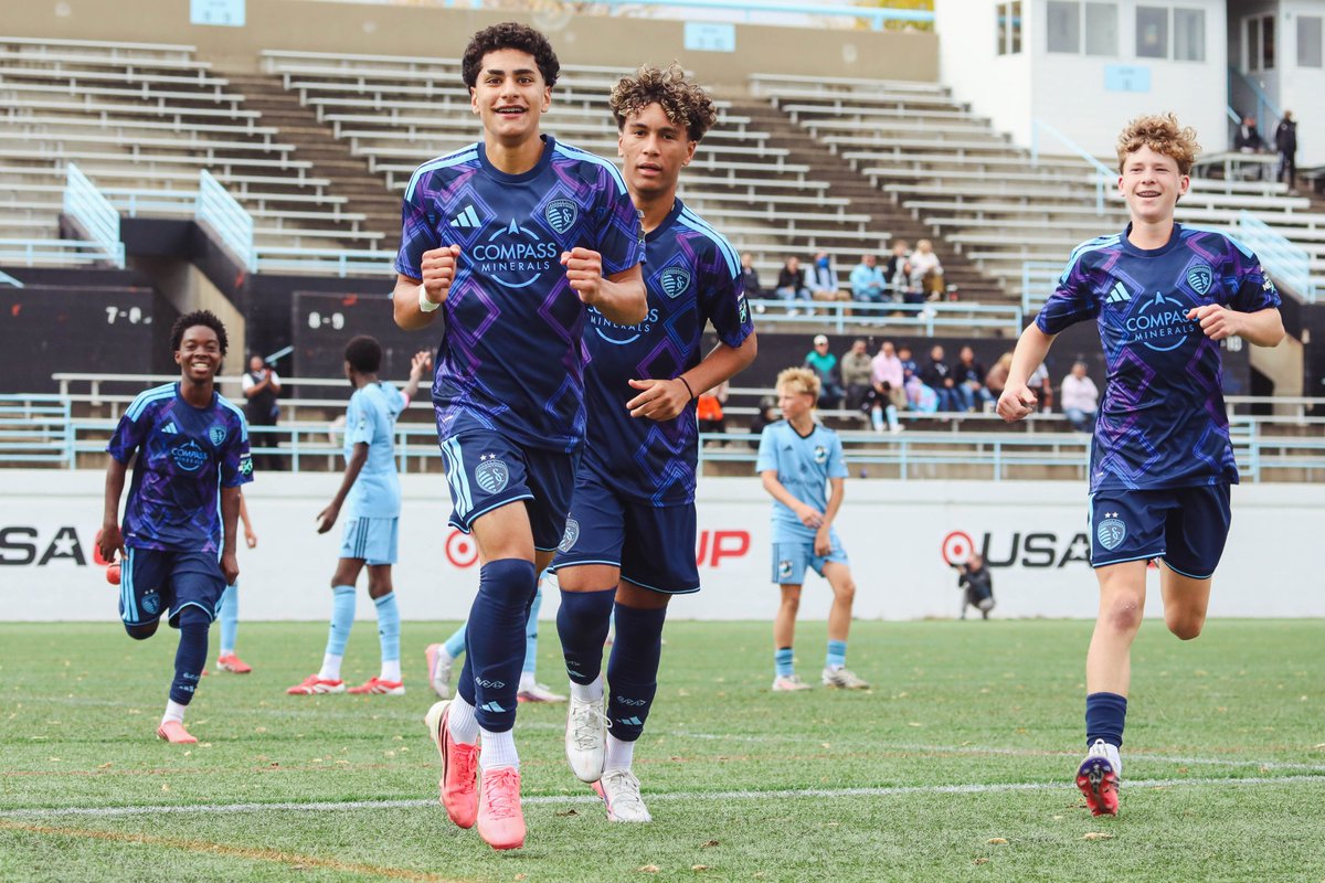 SKCAcademy's tweet photo. Our U-18s and U-15s leave Minnesota with some dubs!
#SKCAcademy // #SportingKC https://t.co/lpPlKyDqiW